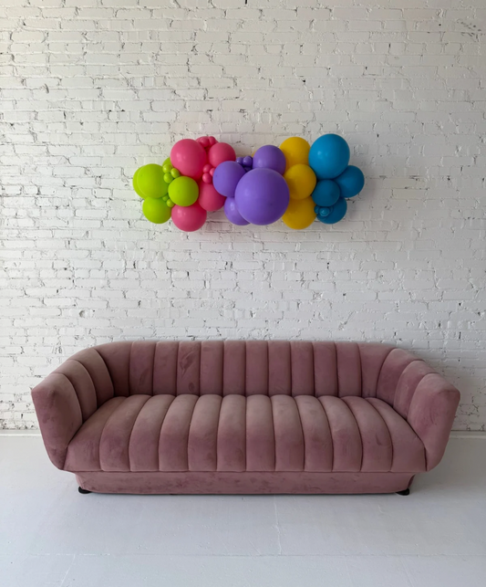 Party-Ready Grab & Go Balloon Garland by Lady With The Balloons in Leawood, Kansas — bright, pre-built balloon décor perfect for birthdays, baby showers, and celebrations.

